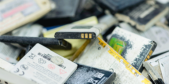 Deakin researchers are helping to solve the problems of how best to recycle batteries and how to create them using circular economy principles.