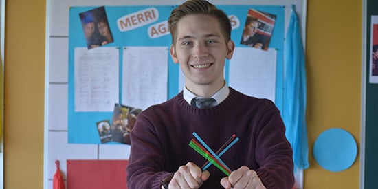 US student makes a mark with straw ban