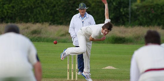 Warming up with different weighted balls isn't cricket: Deakin research