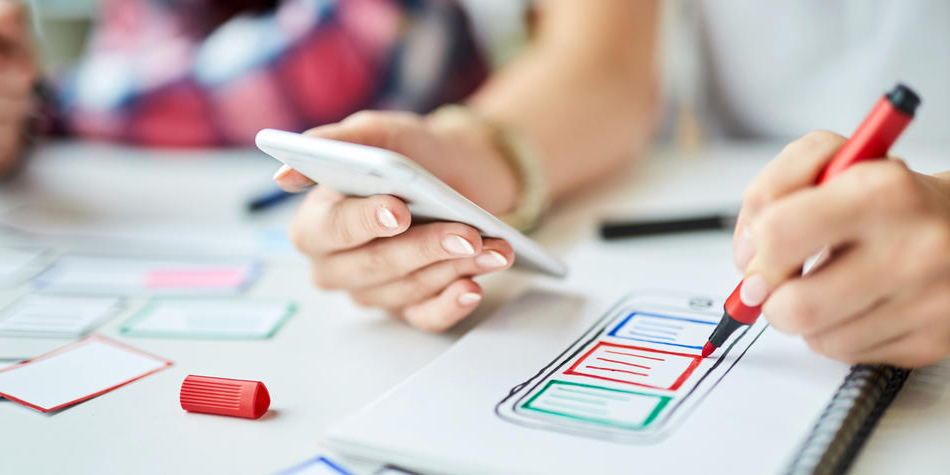 https://www.deakin.edu.au/__data/assets/image/0004/2383618/18070_digi-tech-design_950x475.jpg