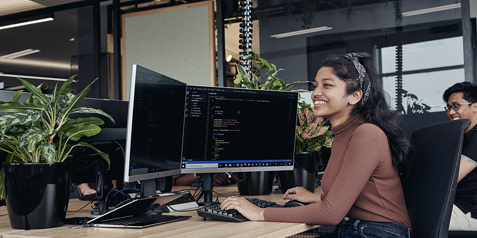 https://www.deakin.edu.au/__data/assets/image/0004/2451226/27775_950x475.jpg