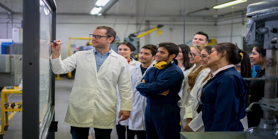 https://www.deakin.edu.au/__data/assets/image/0004/2689465/iStock-691703568.jpg