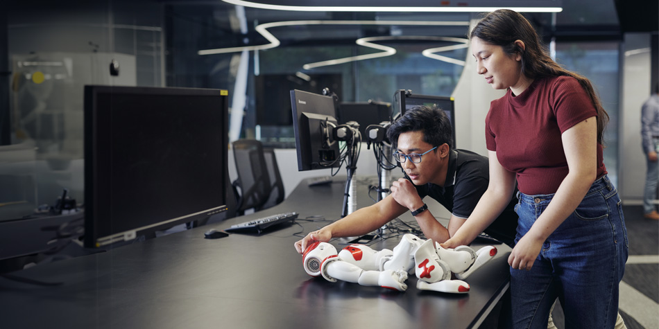 https://www.deakin.edu.au/__data/assets/image/0004/2771437/27723-RIoT-Lab-banner-900x475px.jpg