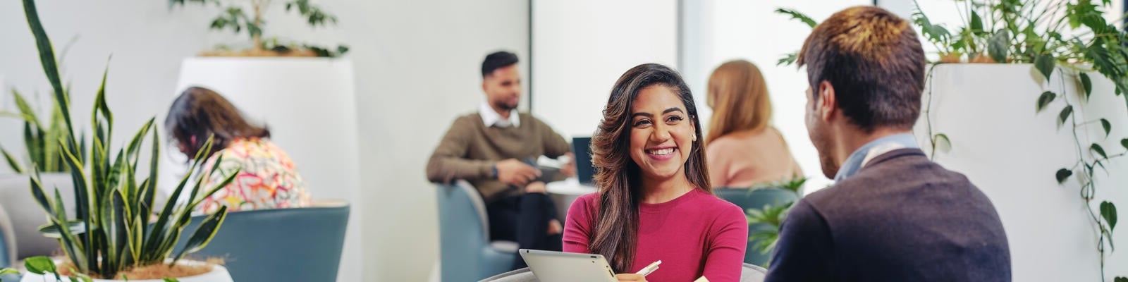 https://www.deakin.edu.au/__data/assets/image/0004/2877169/37325_1600x440_meeting-bright-room-plants.jpg