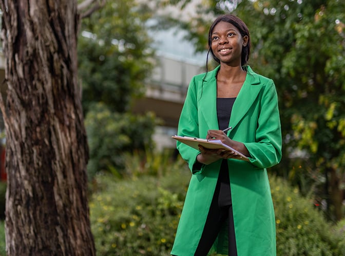 https://www.deakin.edu.au/__data/assets/image/0004/2892487/43867_672x498_grad_cert_business_cultural_management.jpg