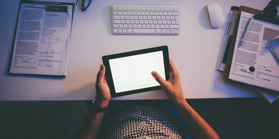 https://www.deakin.edu.au/__data/assets/image/0005/2386274/11502_950x475_professional-and-creative-writing.jpg