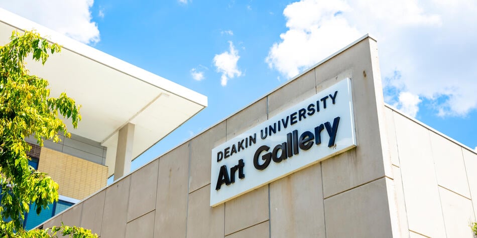 https://www.deakin.edu.au/__data/assets/image/0005/2590088/36301_banner_950x475.jpg