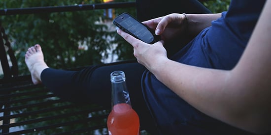 Deakin psychologists trial new booze busting pocket therapist