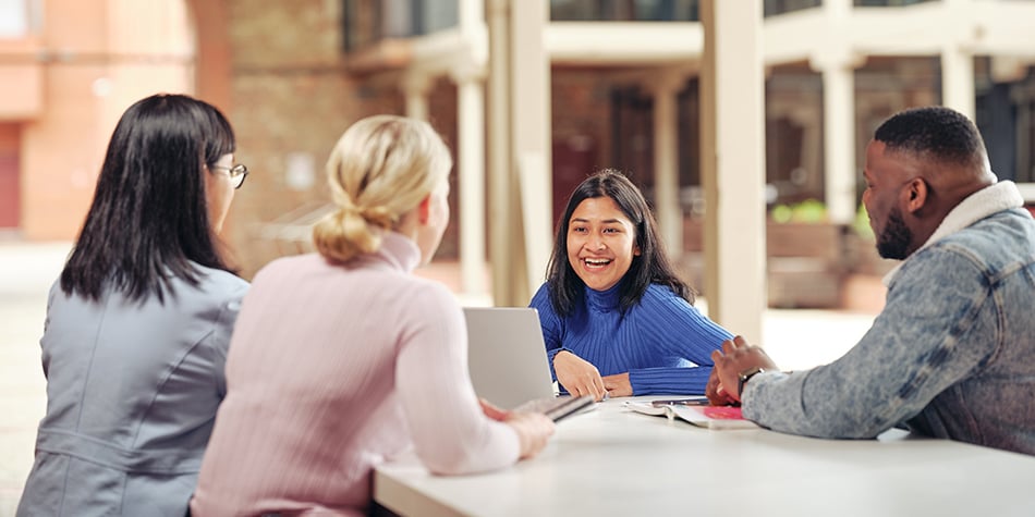 https://www.deakin.edu.au/__data/assets/image/0006/2517126/course-search-banner.png
