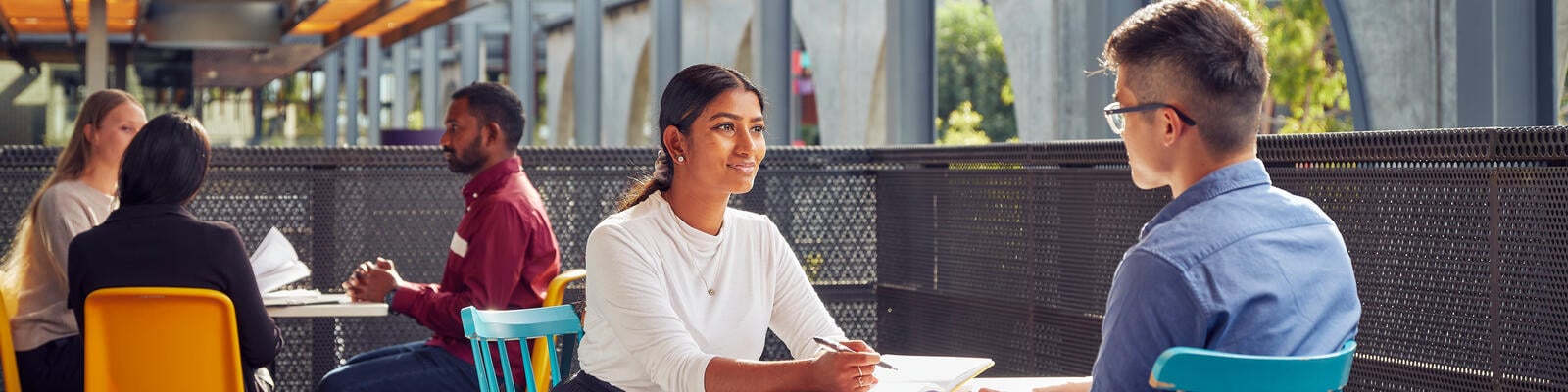 https://www.deakin.edu.au/__data/assets/image/0007/2455648/37578_Bachelor-of-Public-Health-and-Health-Promotion_hero.jpg