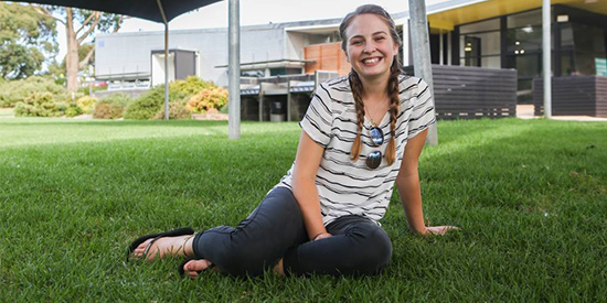 Nadia Thredgold, 19, has received a scholarship to study nursing and midwifery at Deakin's Warrnambool Campus. 