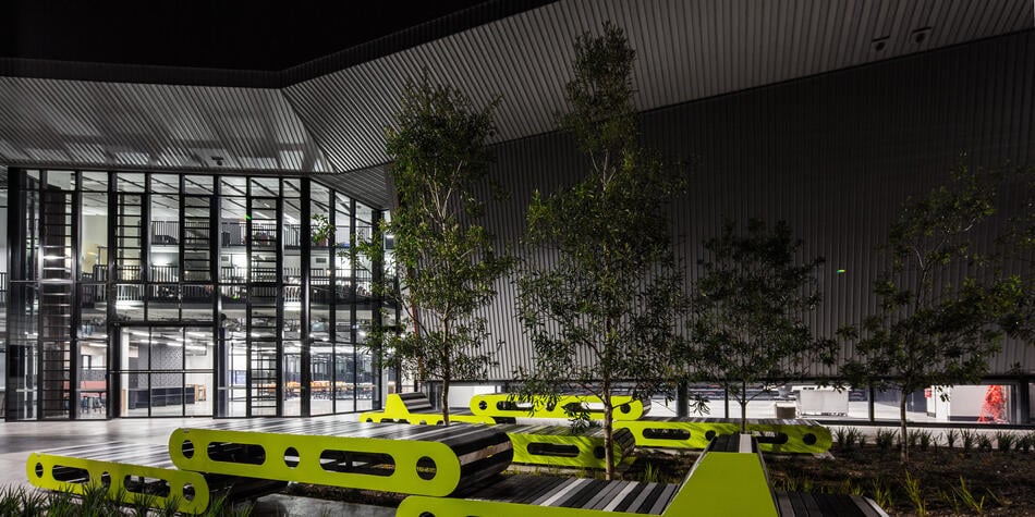 https://www.deakin.edu.au/__data/assets/image/0009/2775510/12176_GPS_DC220515_535.jpg
