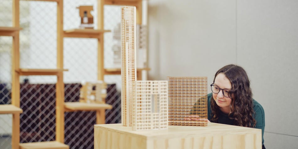 https://www.deakin.edu.au/__data/assets/image/0009/2782035/39711_950x475_Research-banner.jpg