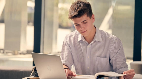Deakin bachelor of criminology / psychological science studies on campus.
