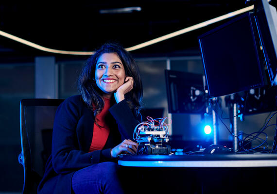 Industry experience in every IT course