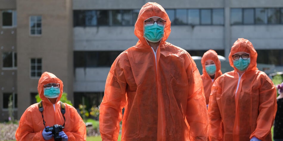 https://www.deakin.edu.au/__data/assets/image/0010/2775502/31646_950x475_crime-scene-house-banner.jpg