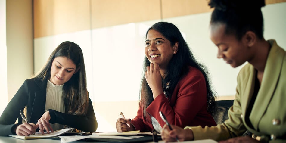 https://www.deakin.edu.au/__data/assets/image/0011/2677475/31369_internationalisation_banner_950x475.jpg