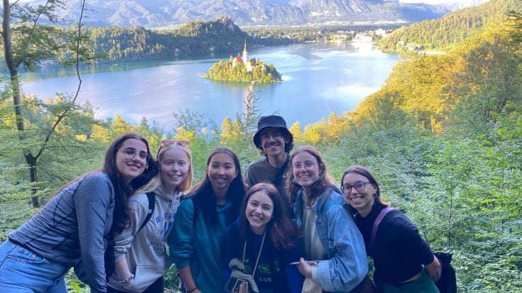 Yuhan and friends in front of a castle in the Czech Republic