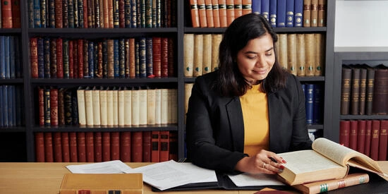 A Deakin law student studying
