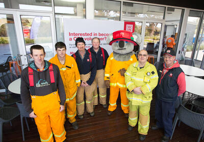 group photo of CFA firefighters 