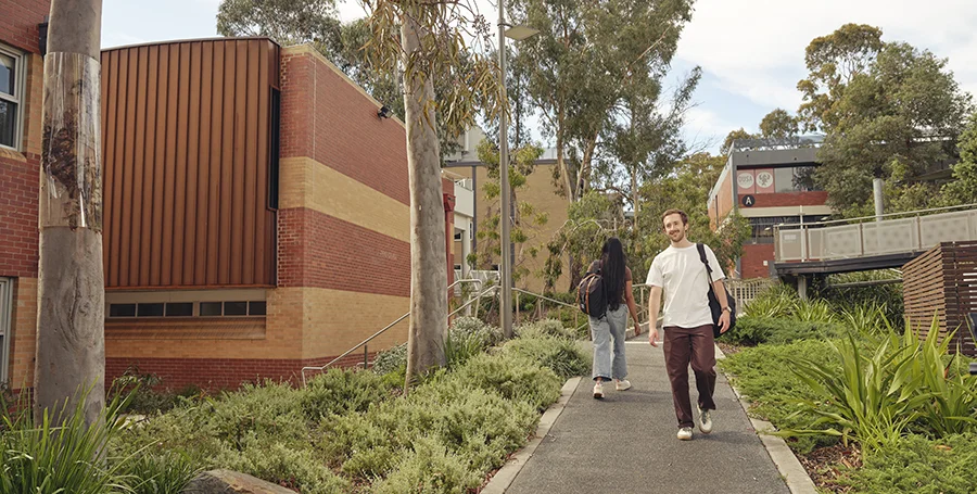 Deakin students walk through Melbourne Burwood Campus.