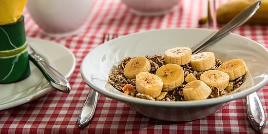 Meals vs snacks: Deakin PhD grad honoured for healthy eating study