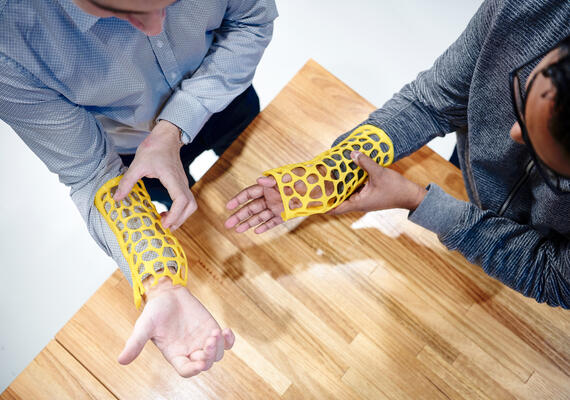 Students using 3D printing for medicine
