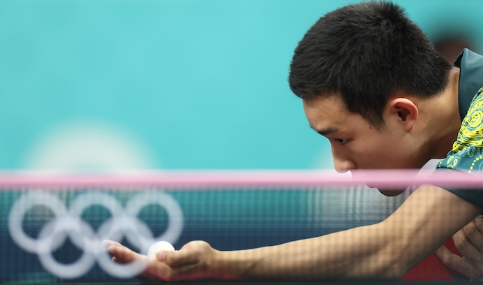 Finn Luu playing a table tennis shot