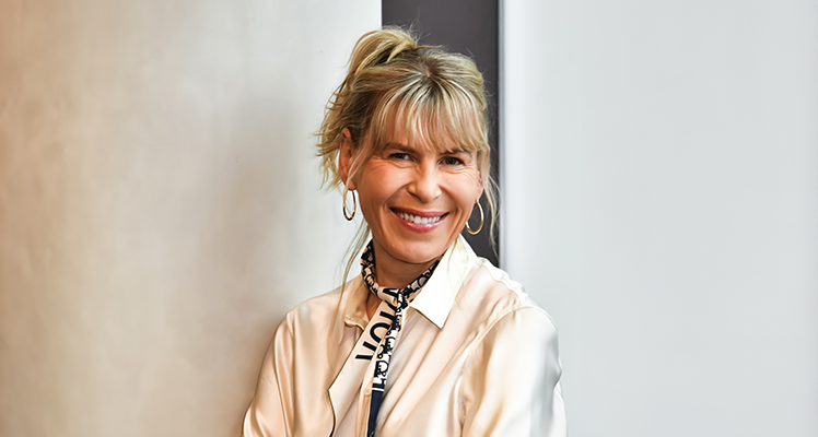 Deakin Distinguished Professor Rachel Huxley
