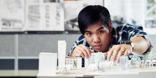Collaborative tiny house project prepares Deakin students for careers in architecture and design