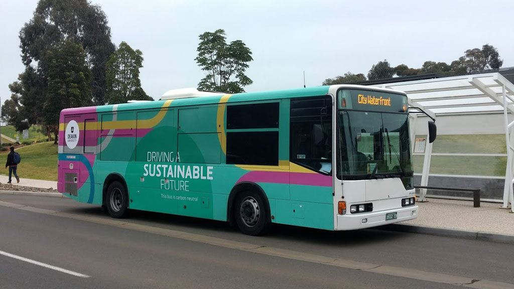 A Deakin shuttle bus