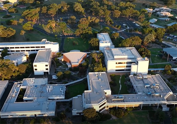 Discover Deakin University