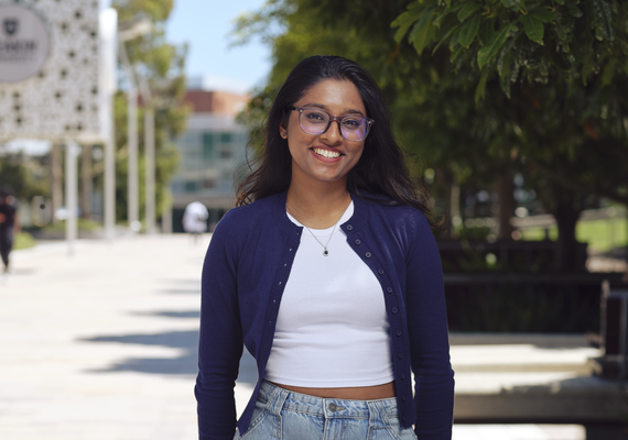 A Deakin Uni Ready student at Deakin Burwood Campus. 