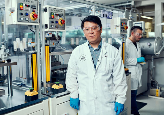Researcher in the Waurn Ponds Battery Hub.