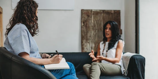 What's the difference between psychology and counselling?