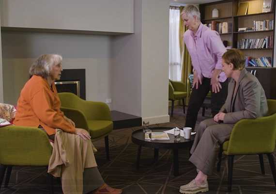 Scene 1: Starting the Consultation – Effective Communication
