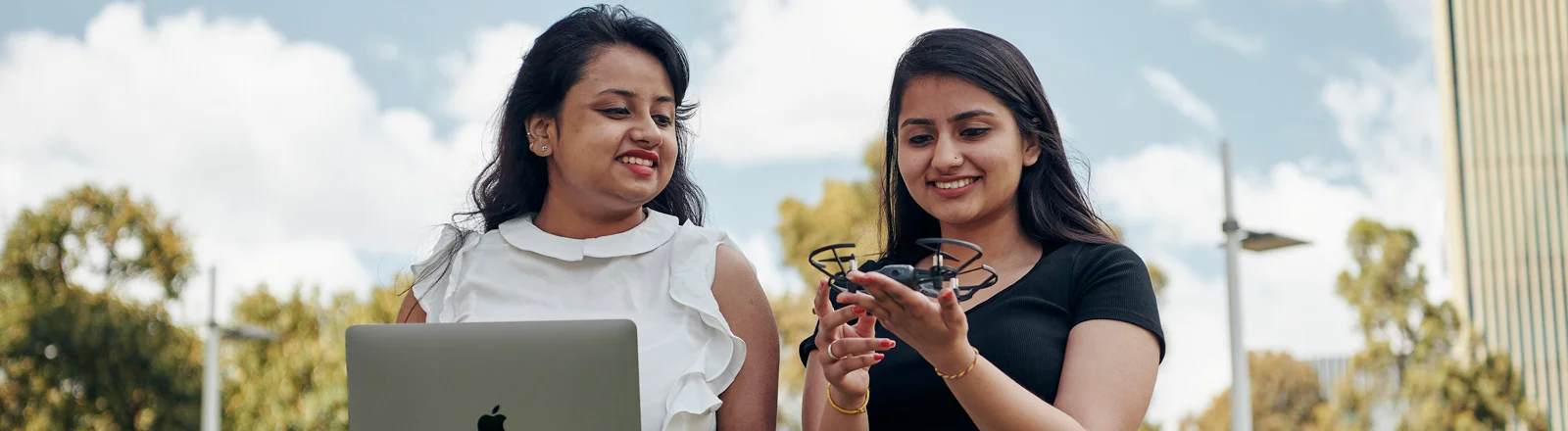 Software Engineering students control drone