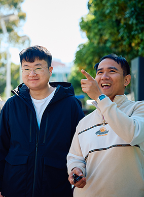 Deakin international students socialise on campus