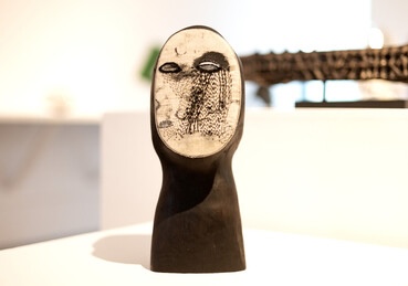 Deakin University Contemporary Small Sculpture Award 2025 Winner, abstract 'bust' in black and white.