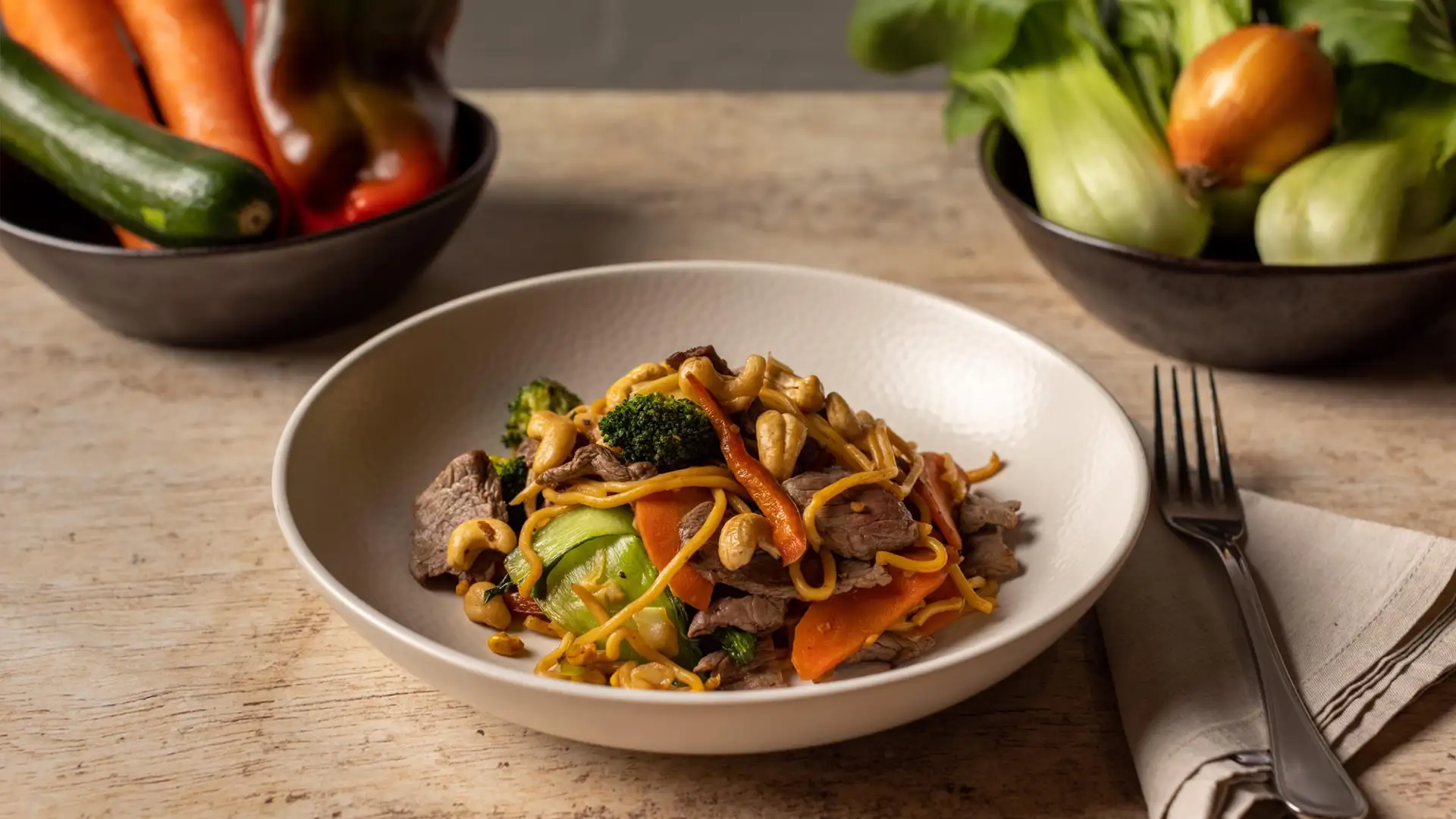 Beef noodles with vegetables - $5 student meals